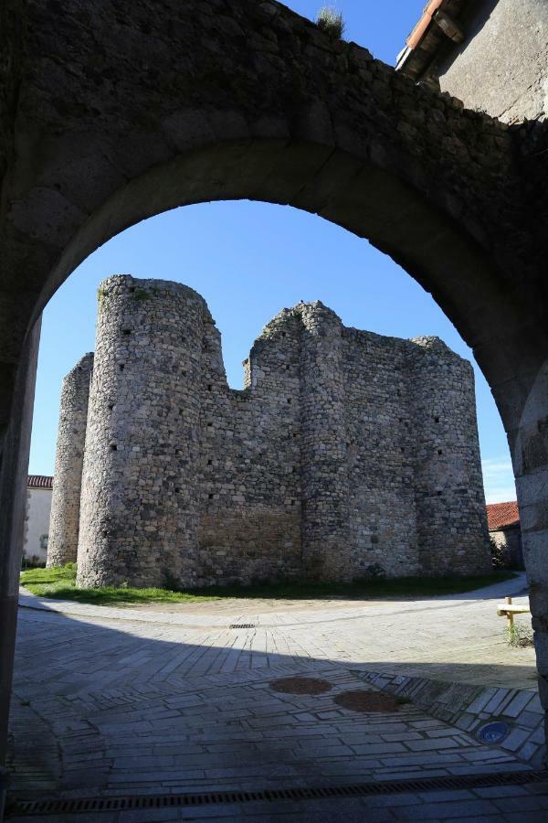 Вилла Le Logis Du Prieure Les Chatelliers-Chateaumur Экстерьер фото